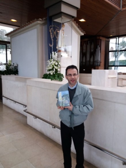 Il libro di padre Cristian Sabău, collaboratore della comunità di Padova, è arrivato a Fatima